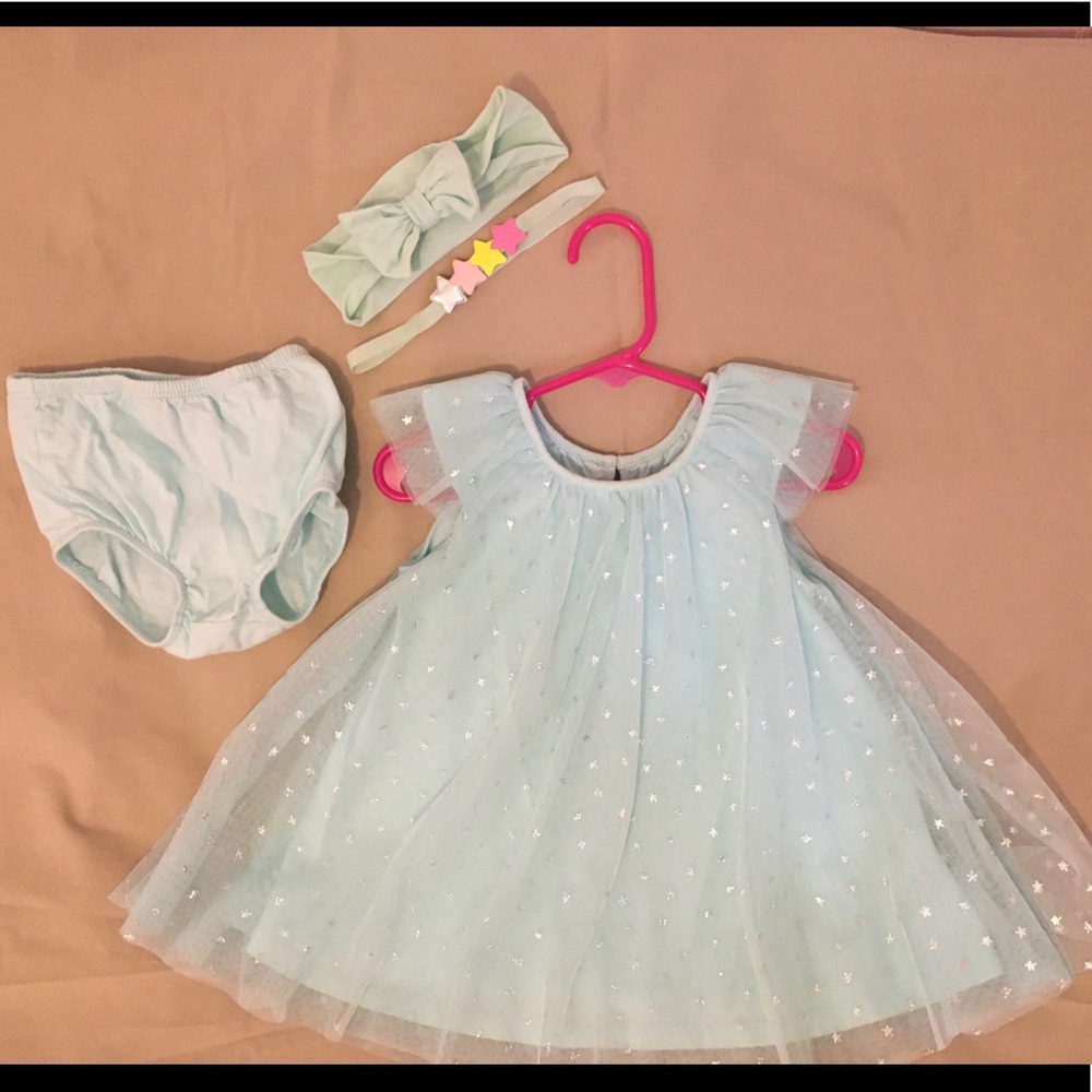 Girls 12/18 mo. dress w/ diaper cover & headbands.